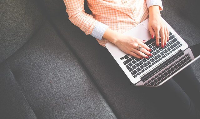 Uzunköprü’de Öğrencilere Burs ve Eğitim Destekleri Uzunköprü’de Öğrencilere Burs ve Eğitim Destekleri